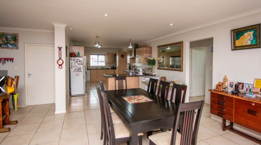 3 Bedroom Property for Sale in Noorsekloof Eastern Cape